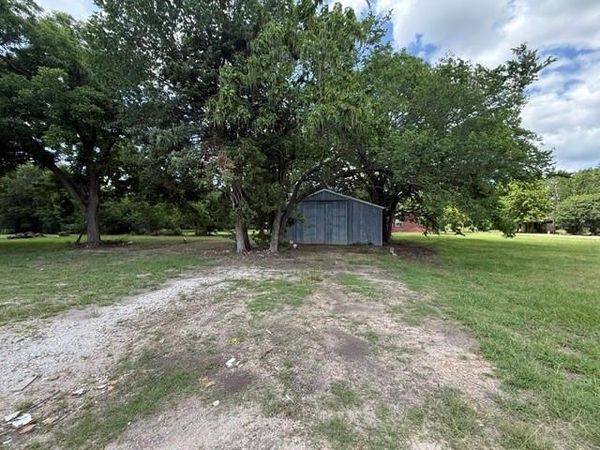 741 E Kaufman Avenue , Cooper, TX 75432