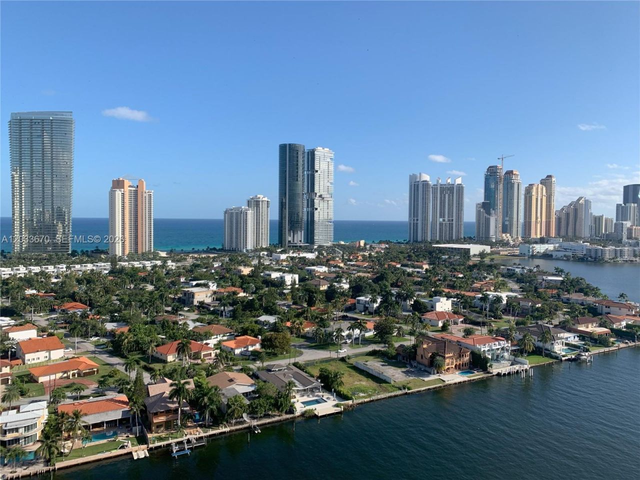 19195 NE 36th Ct , Unit 2410, Aventura, FL 33180 Photo