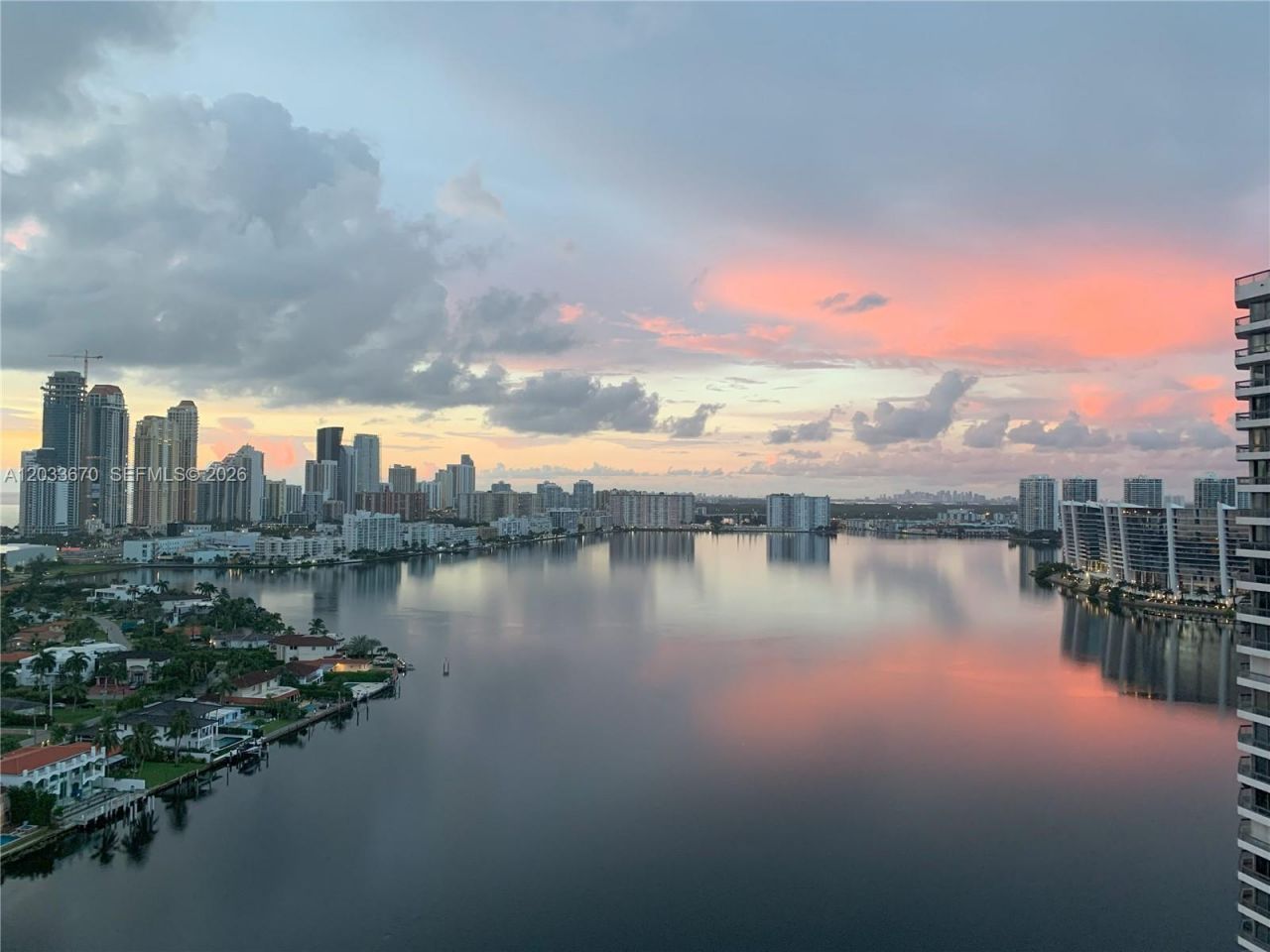 19195 NE 36th Ct , Unit 2410, Aventura, FL 33180 Photo