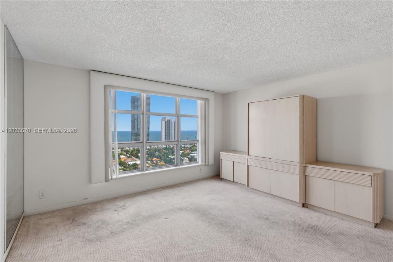 19195 NE 36th Ct , Unit 2410, Aventura, FL 33180 Photo