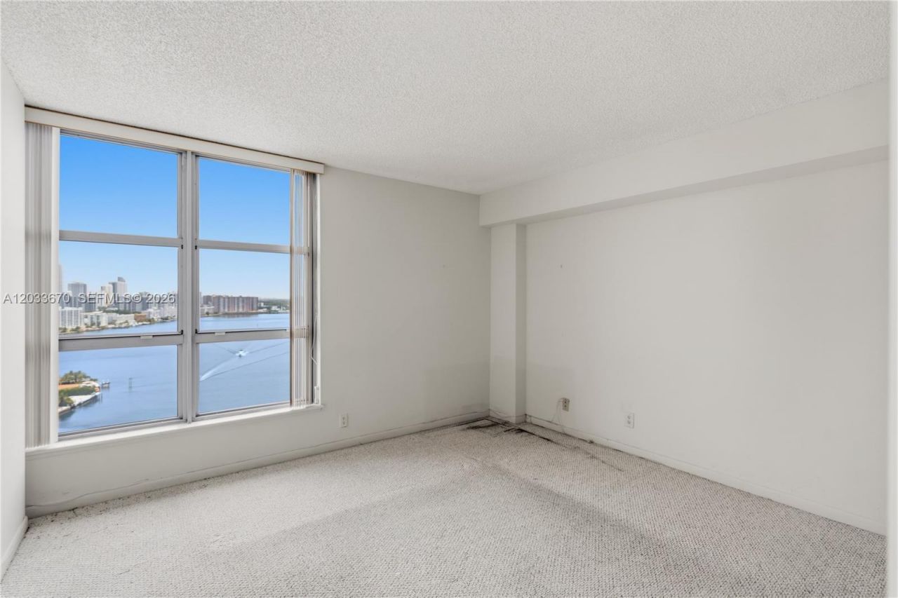 19195 NE 36th Ct , Unit 2410, Aventura, FL 33180 Photo