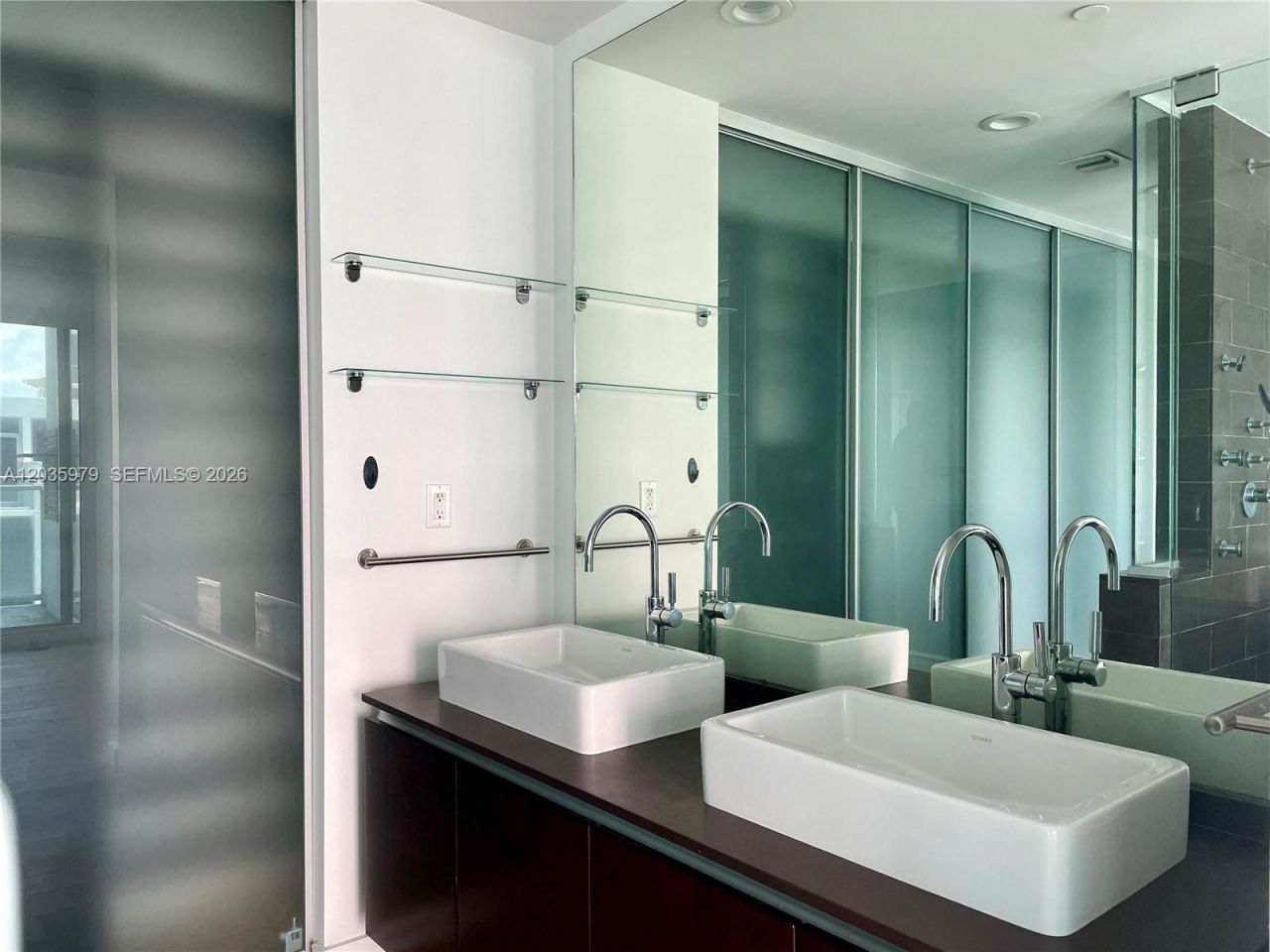 1040 Biscayne Blvd , Unit 1105, Miami, FL 33132 Photo