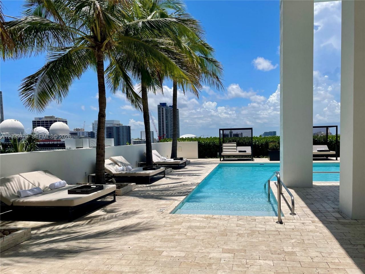 1040 Biscayne Blvd , Unit 1105, Miami, FL 33132 Photo