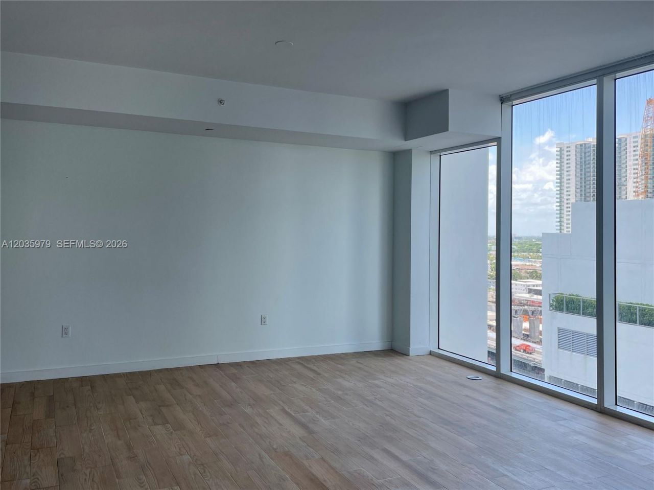 1040 Biscayne Blvd , Unit 1105, Miami, FL 33132 Photo