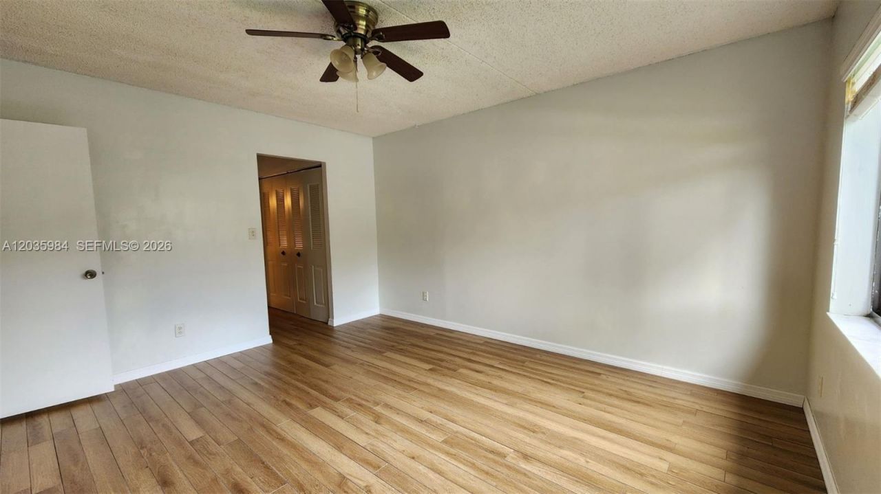 5981 Washington St, Unit 210, Hollywood, FL 33023 Photo