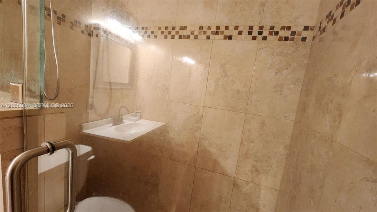 5981 Washington St, Unit 210, Hollywood, FL 33023 Photo