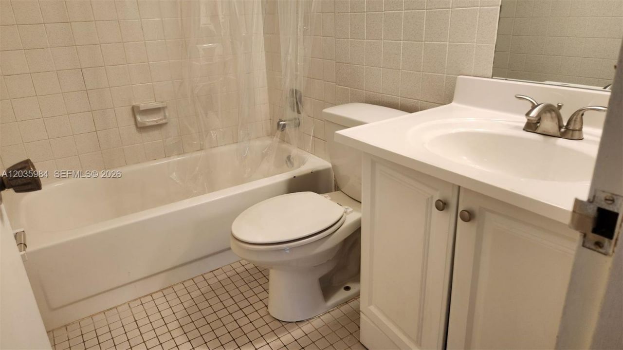 5981 Washington St, Unit 210, Hollywood, FL 33023 Photo