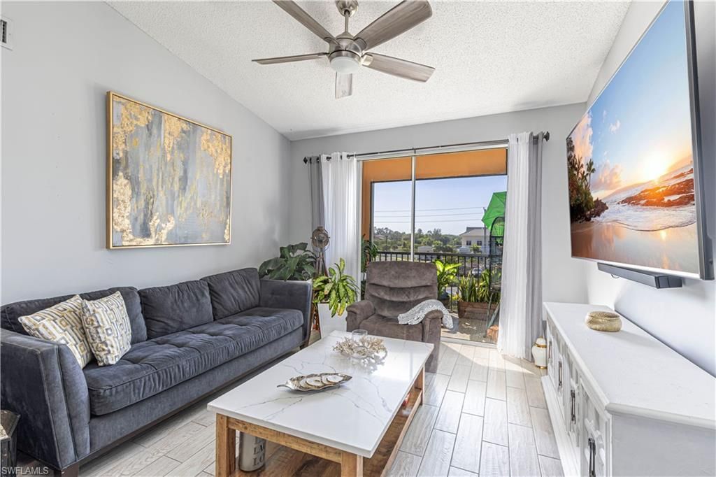1105 Reserve Ct, Unit 305, Naples, FL 34105 Photo