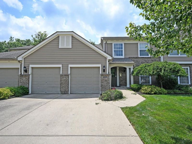 5884 Stonebridge Circle Way, Unit 101, Miami Twp, OH 45150 Photo 2