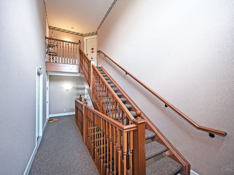 5884 Stonebridge Circle Way, Unit 101, Miami Twp, OH 45150 Photo 4