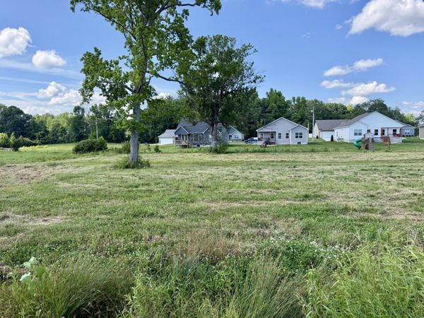 792 Regan Loop , Unit 21, Baxter, TN 38544