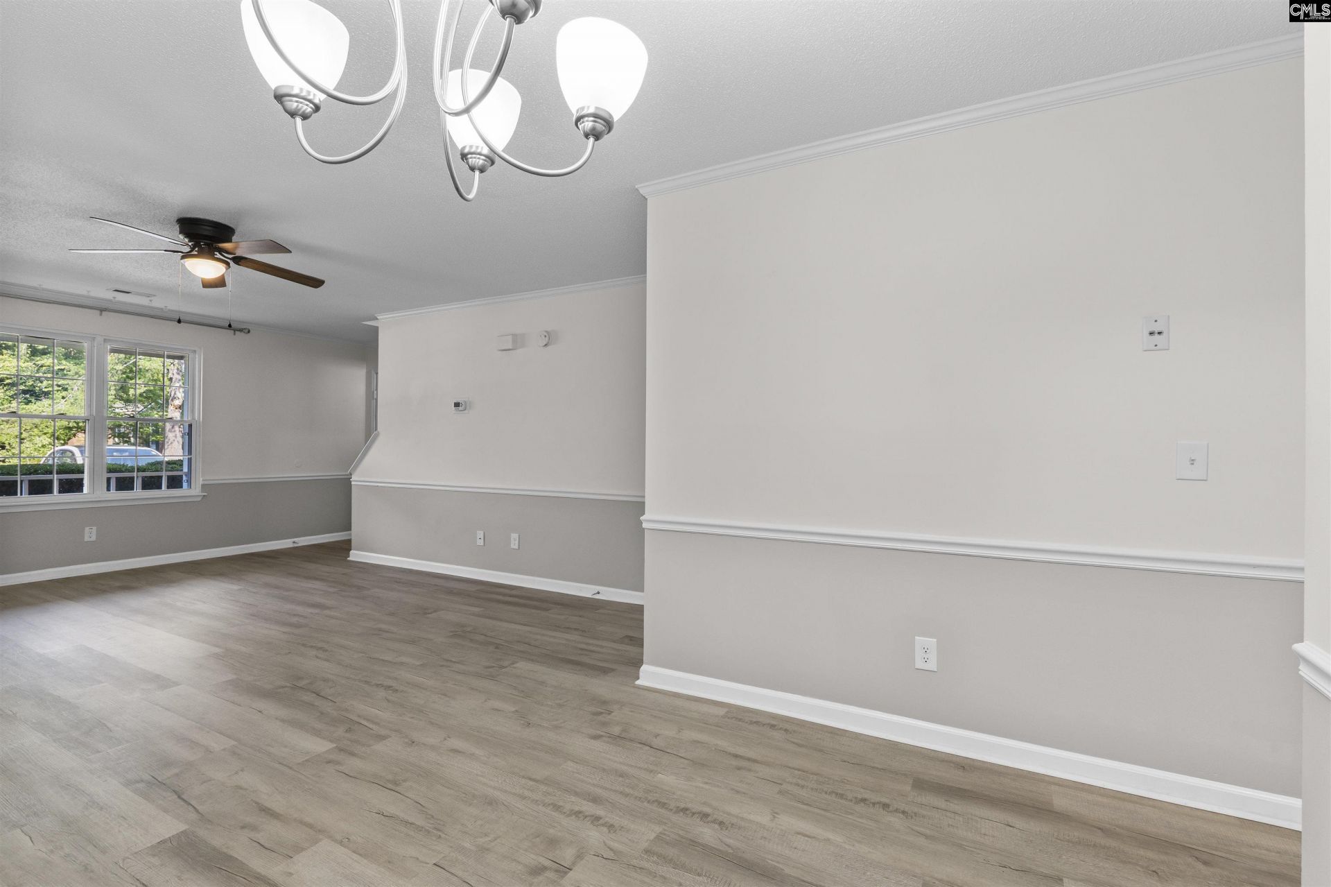 1910 Greenoaks Drive Photo 23