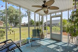 1910 Greenoaks Drive photo 4