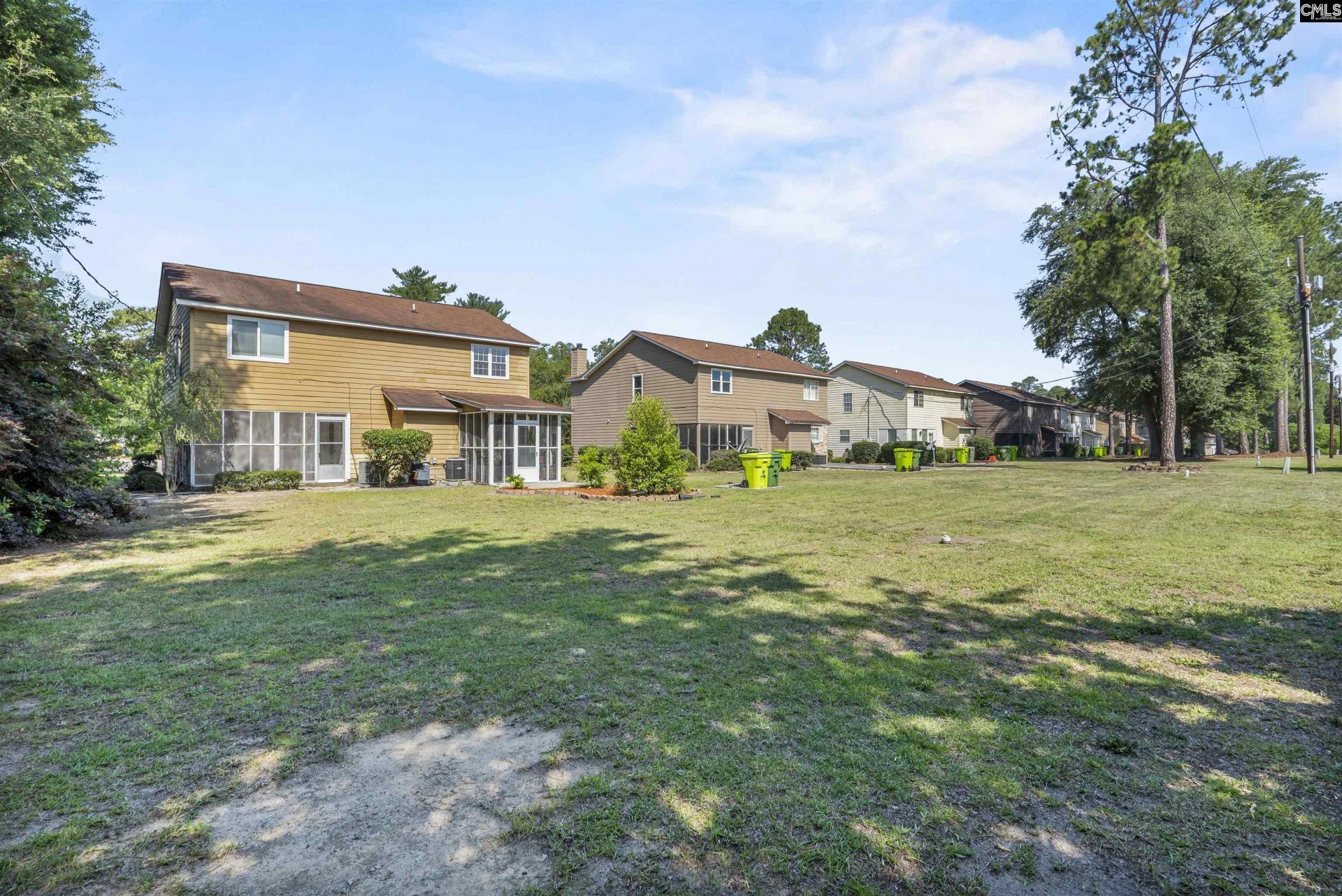 1910 Greenoaks Drive Photo 6