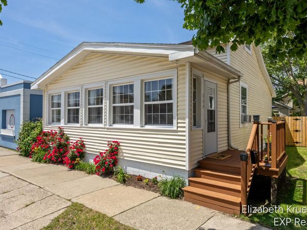 117 N 2nd Street, Grand Haven, MI 49417