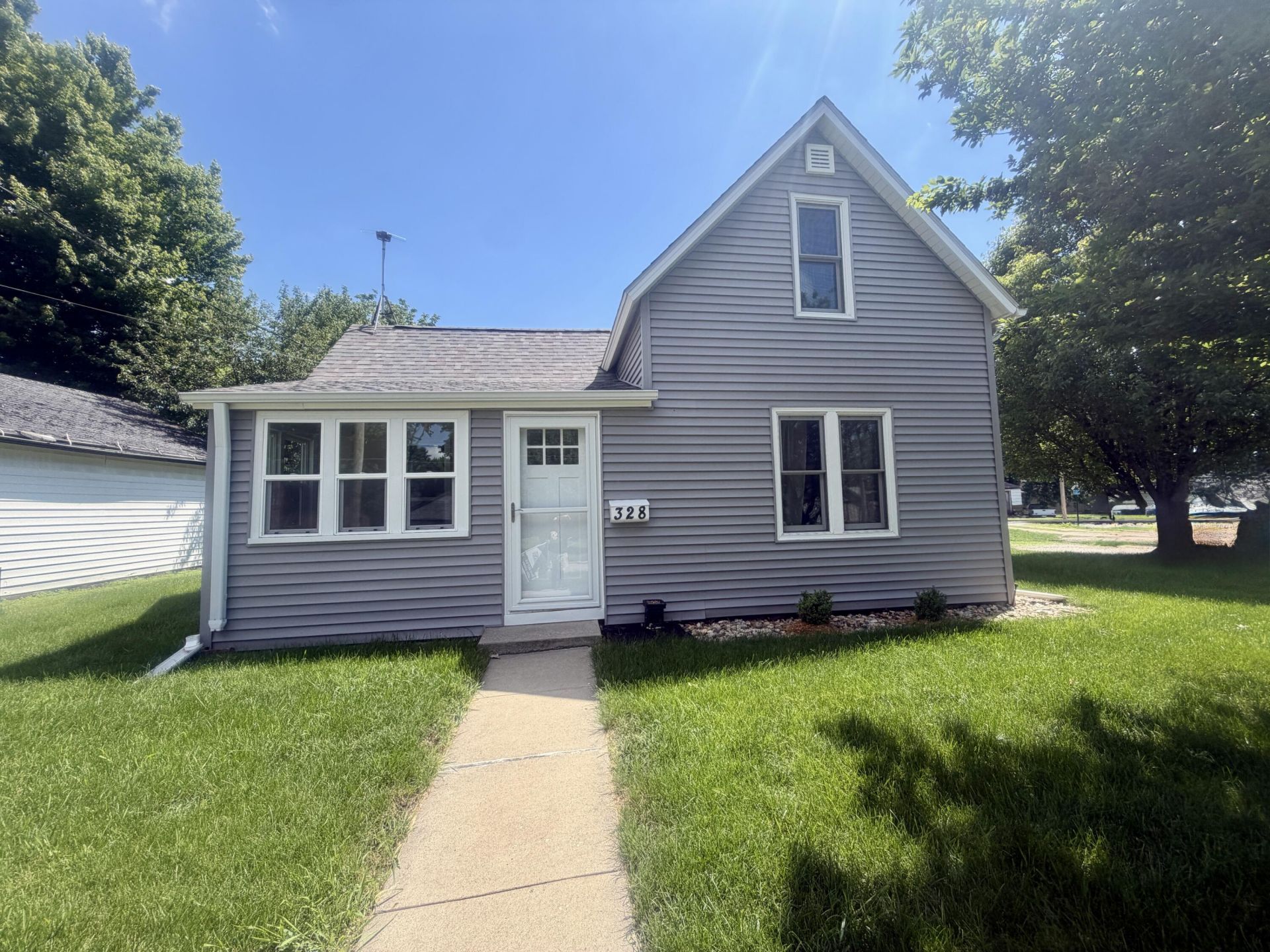 328 11th Street, Boone, IA 50036 Main Photo
