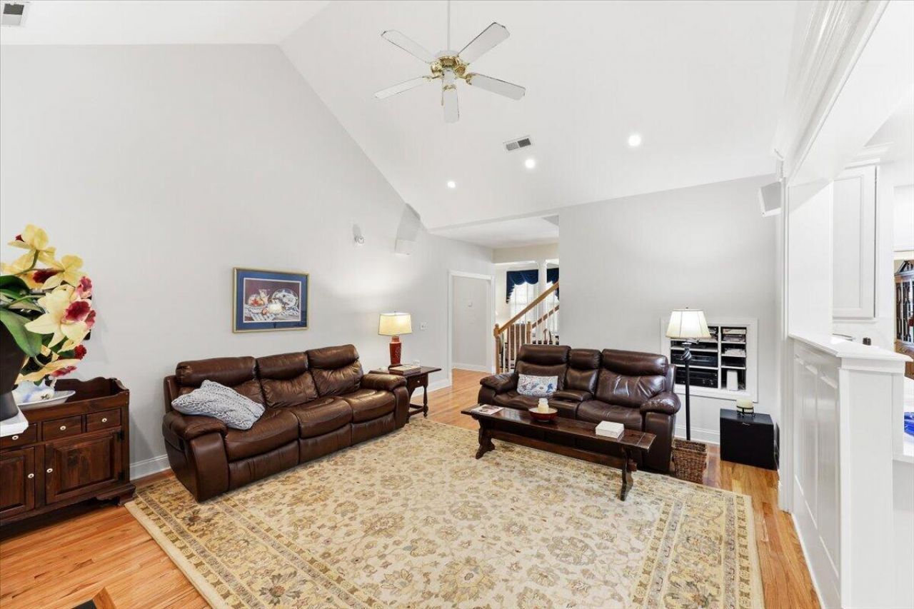 5560 Indigo Fields Boulevard Photo 12