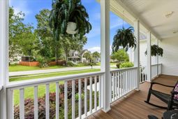 5560 Indigo Fields Boulevard photo 4