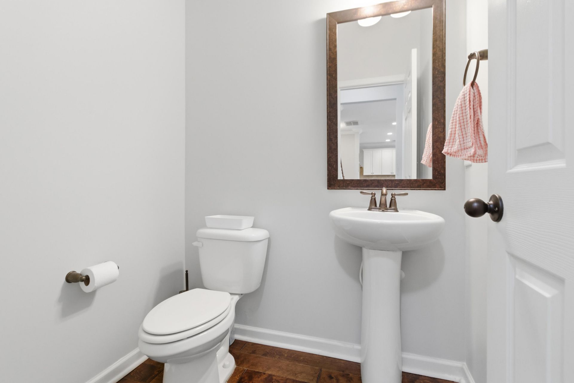 114 Carriage Hill Place Photo 29