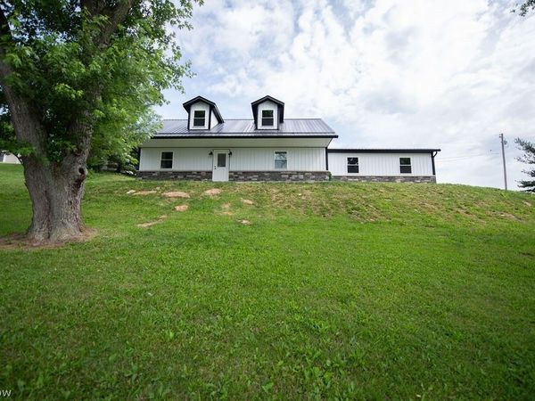 2925 State Route 516 NW, Dover, OH 44622
