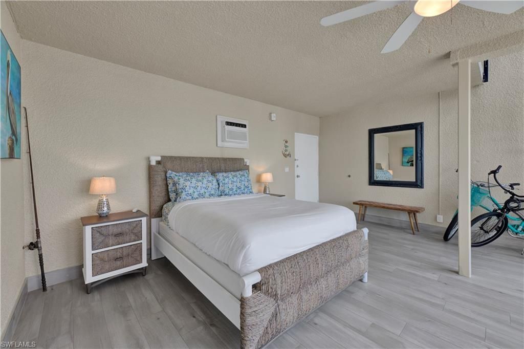 803 River Point Dr, Unit 107B, Naples, FL 34102 Photo