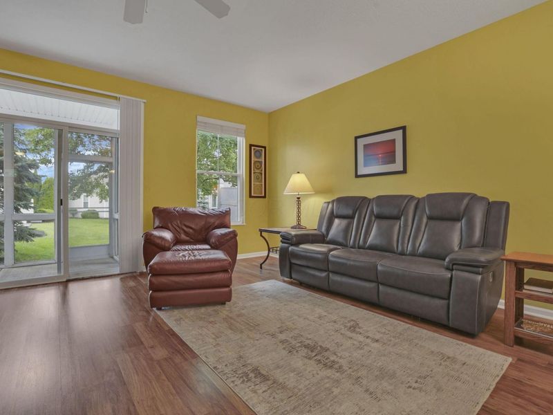 3957 Spectacle Drive , Columbus, OH 43230 Photo 15