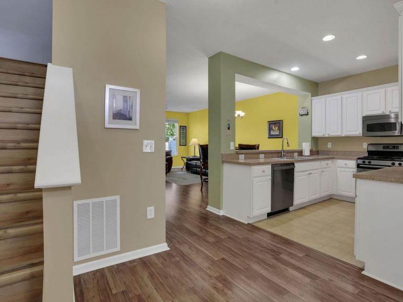 3957 Spectacle Drive , Columbus, OH 43230 Photo 19