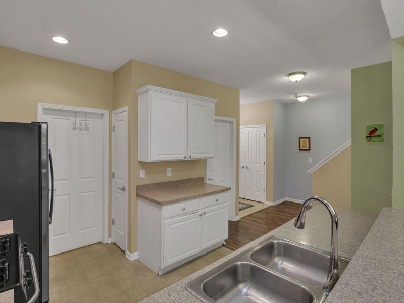 3957 Spectacle Drive , Columbus, OH 43230 Photo 24