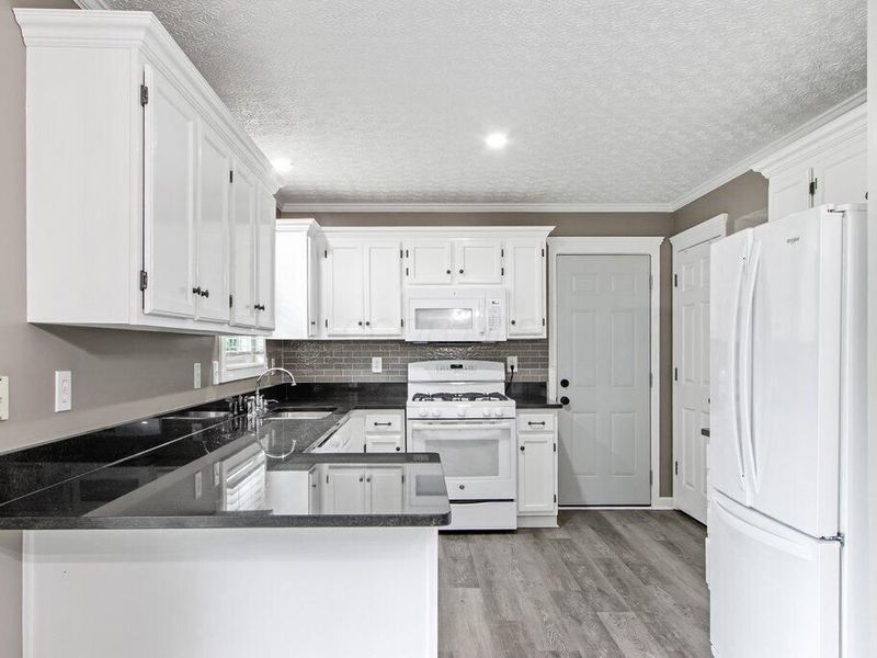 8959 Holquest Drive, Lewis Center, OH 43035 Photo 10