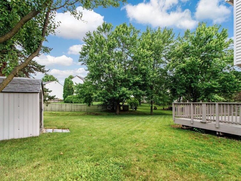 8959 Holquest Drive, Lewis Center, OH 43035 Photo 25