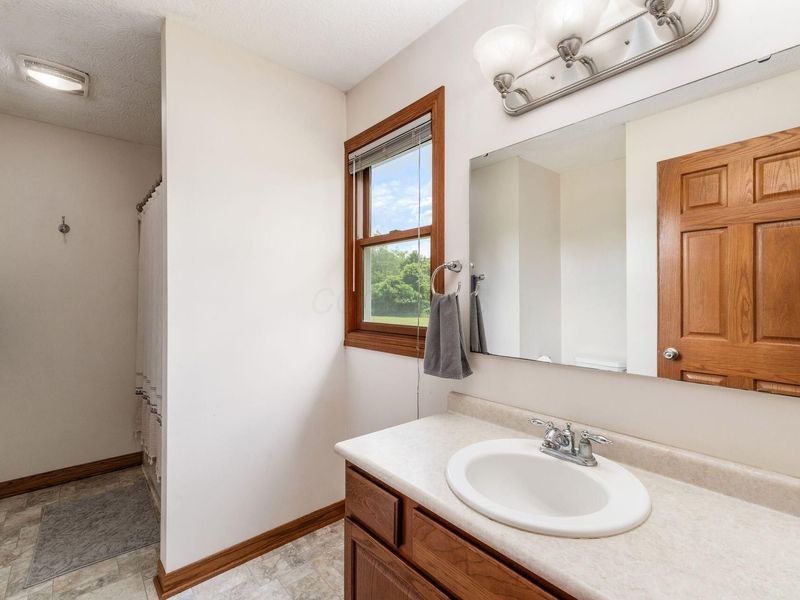 13112 National Road SE, Thornville, OH 43076 Photo 10