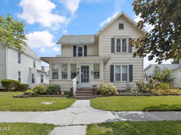 205 S Patterson Street , Gibsonburg, OH 43431