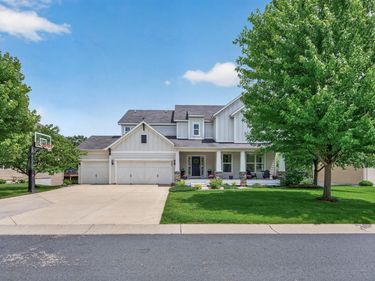 9081 Harrow Way , Eden Prairie, MN 55347