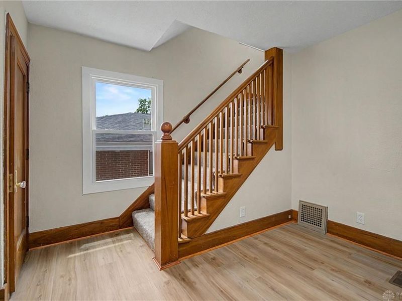 2041 Mayfair Road, Dayton, OH 45405 Photo 7