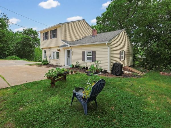 11 3rd Ave, Chelmsford, MA 01863