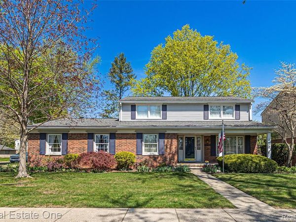 25574 Wilson Drive , Dearborn Heights, MI 48127