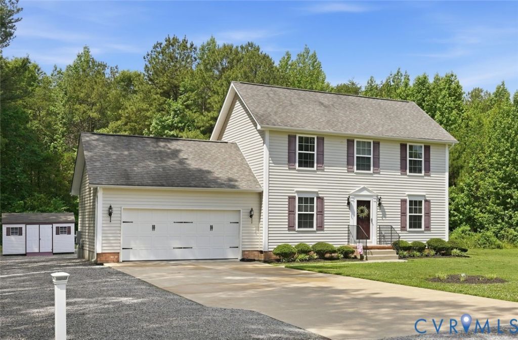 8278 Stonewall Lane, Woodford, VA 22580 Main Photo
