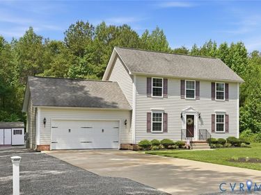 8278 Stonewall Lane, Woodford, VA 22580