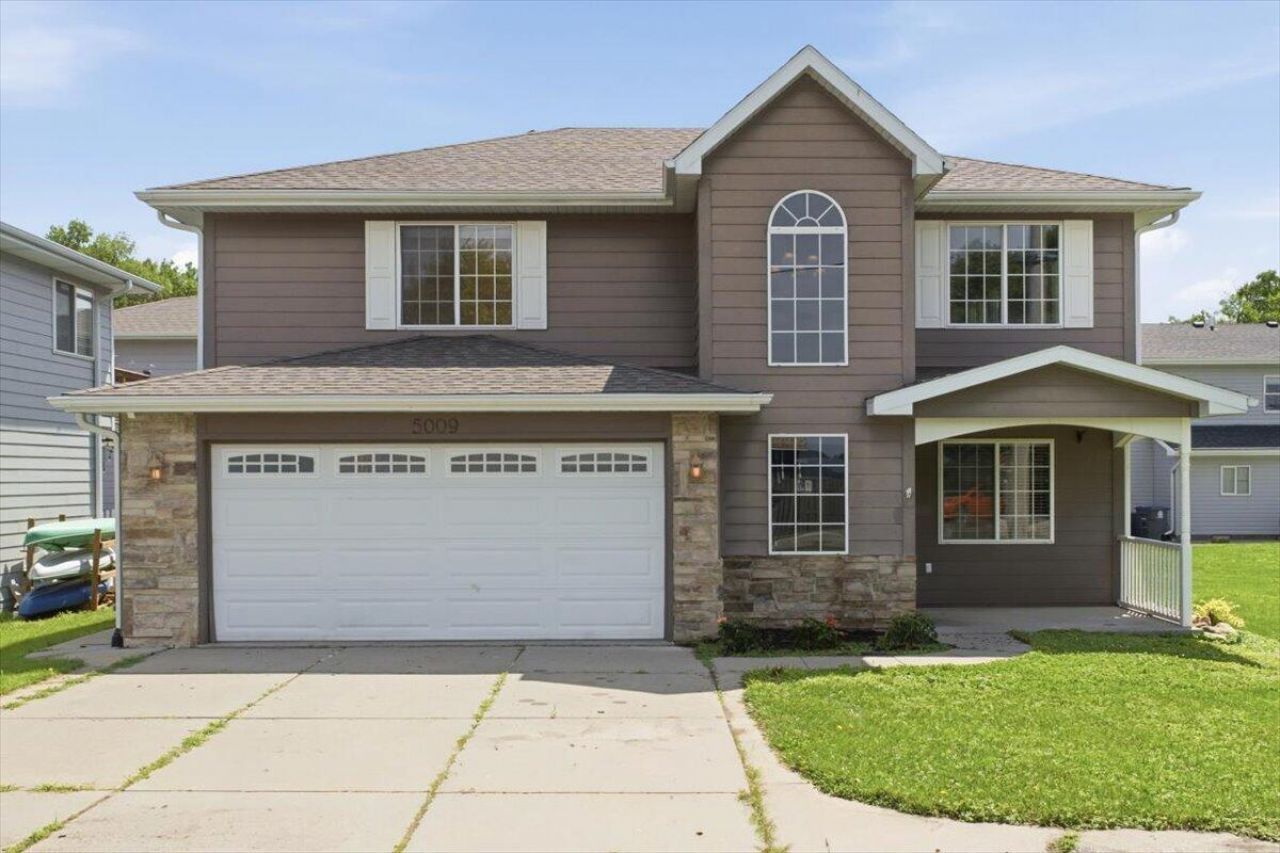 5009 Navajo Street, Council Bluffs, IA 51501 Main Photo