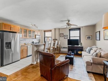2601 PENNSYLVANIA AVENUE , Unit 1242, PHILADELPHIA, PA 19130