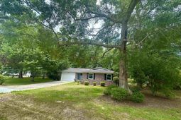 310 Jordan Circle  photo 4
