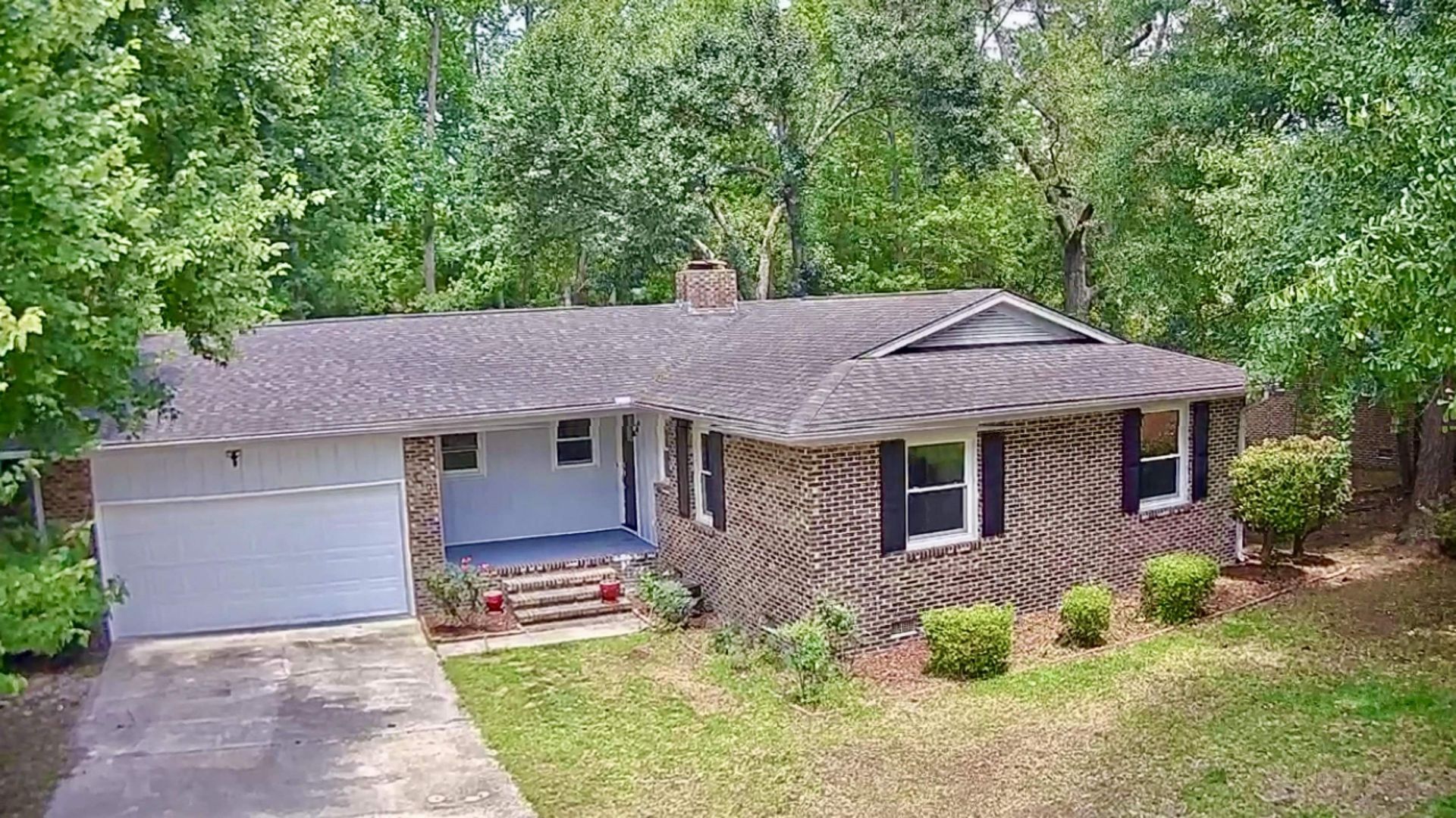 310 Jordan Circle  Photo 5