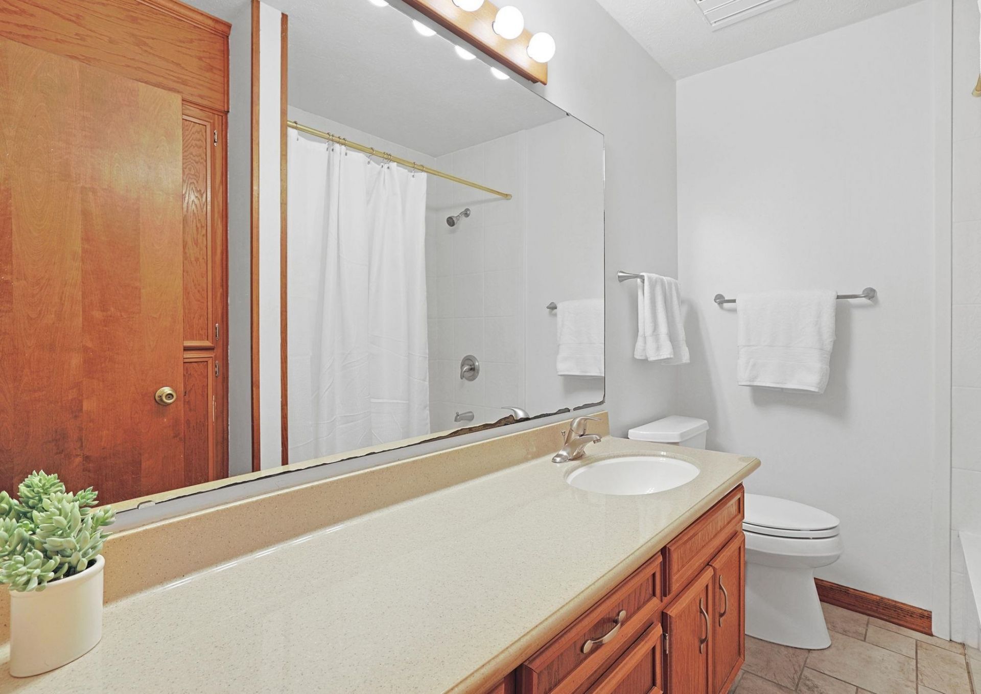 4272 Old Tram Rd.  Photo 15