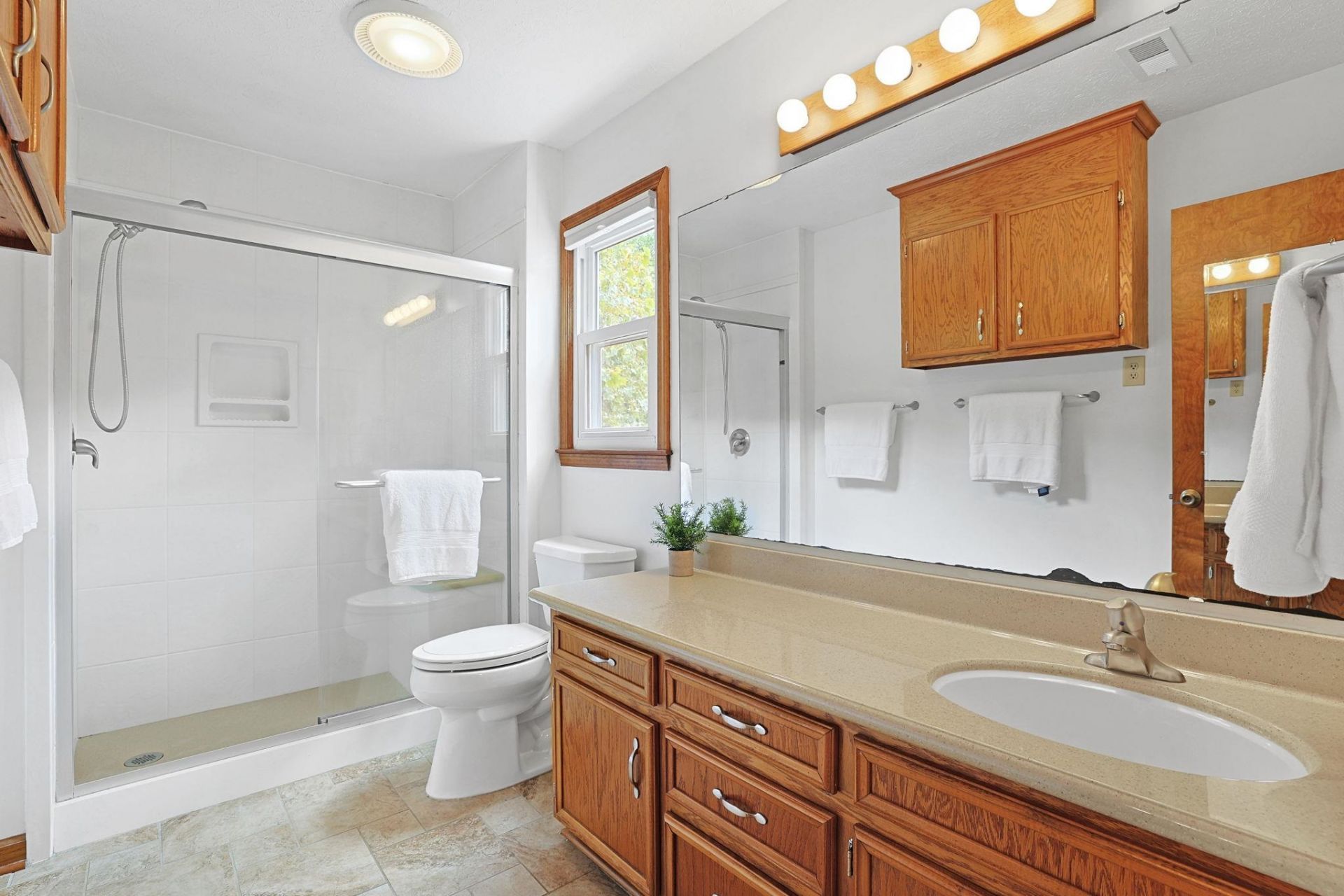 4272 Old Tram Rd.  Photo 21