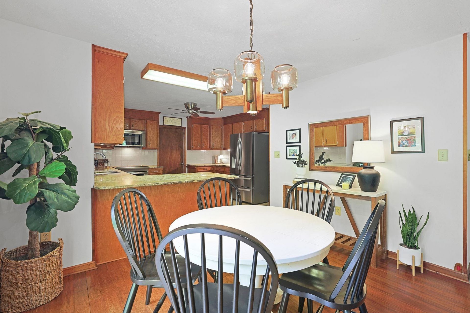 4272 Old Tram Rd.  Photo 7