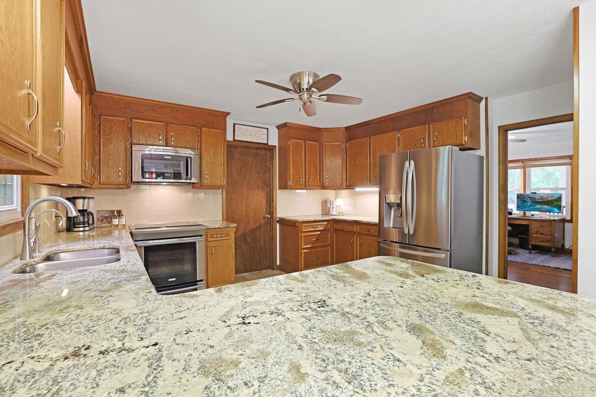 4272 Old Tram Rd.  Photo 9
