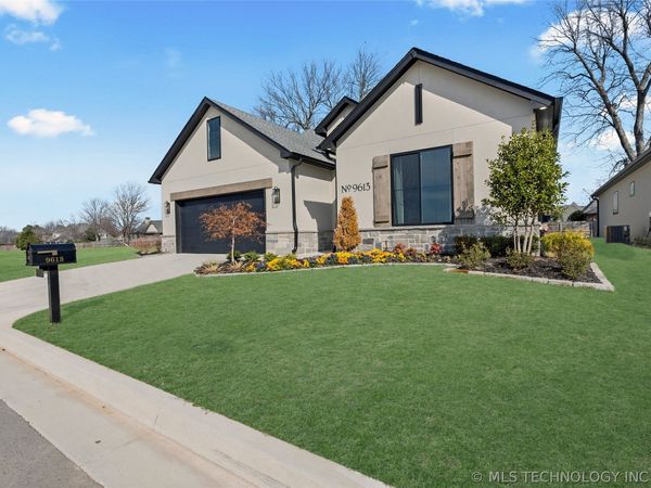 9613 E 119th Court S, Bixby, OK 74008