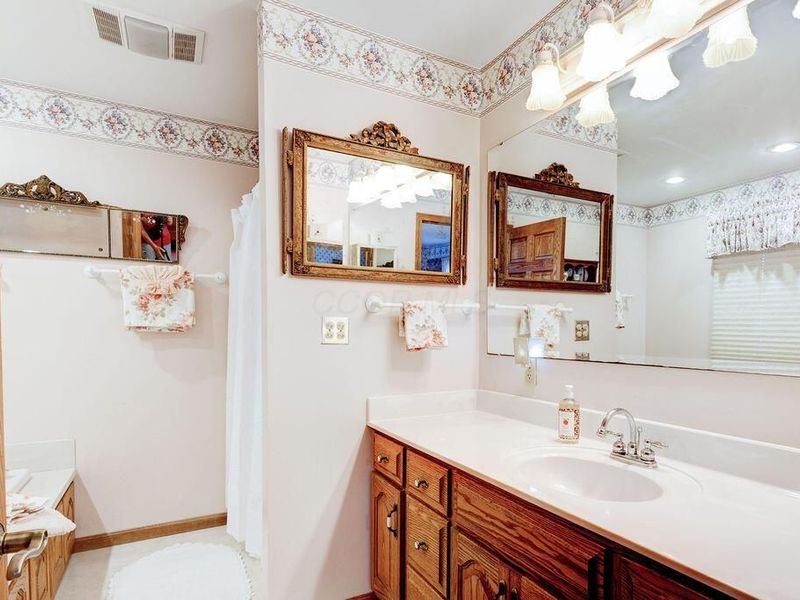 14569 Douglas Lane Road , Centerburg, OH 43011 Photo 34