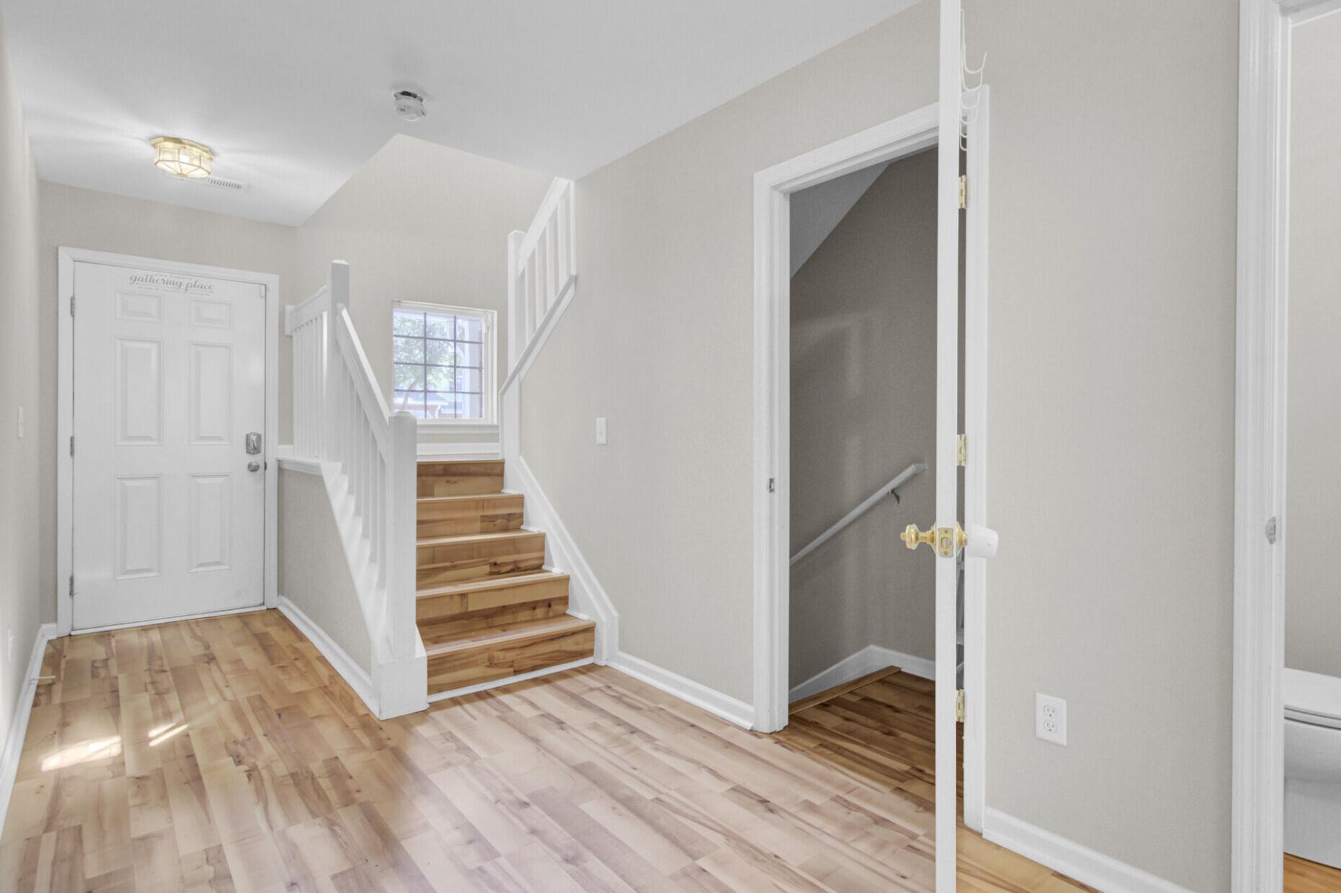 208 Darcy Avenue Photo 20