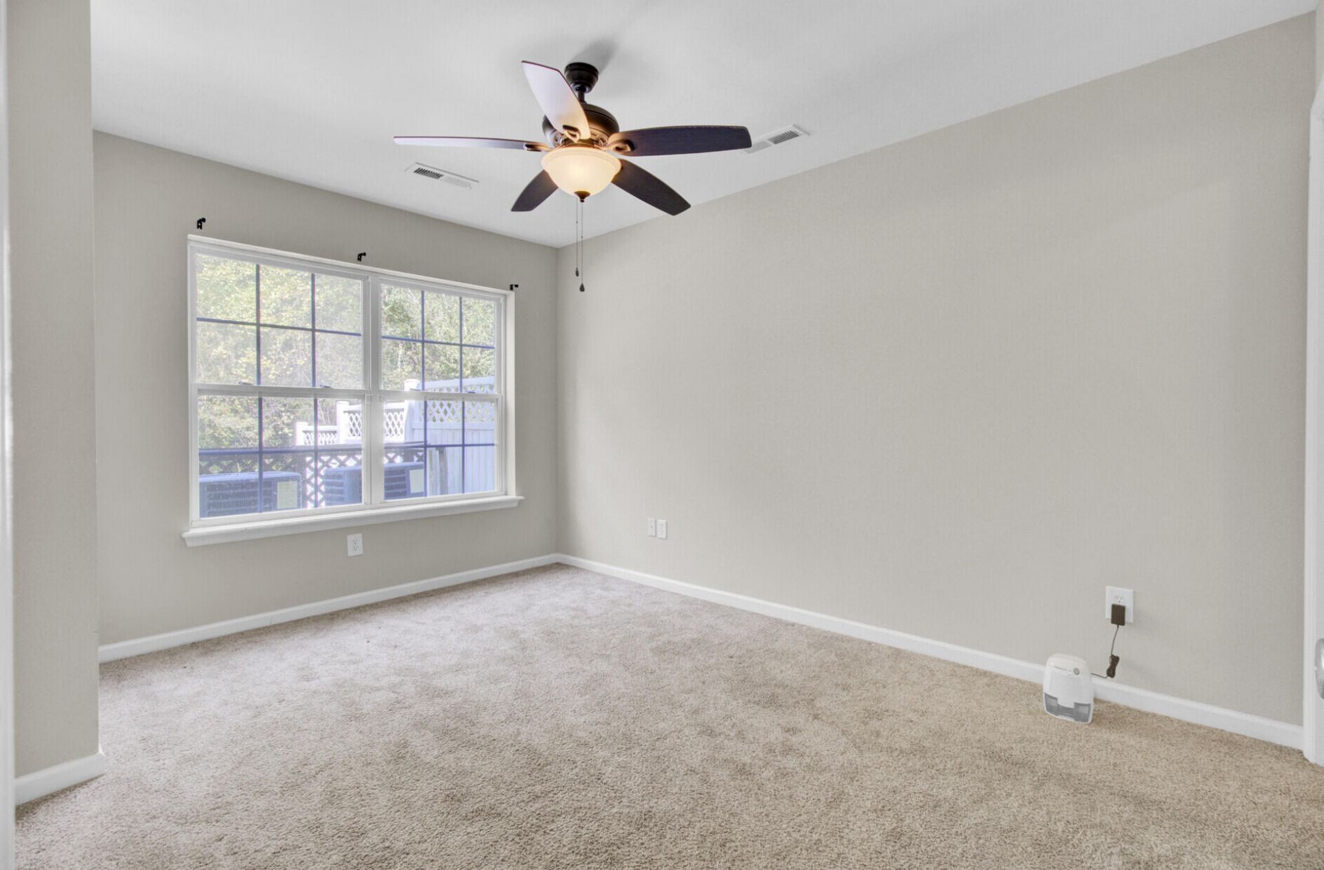 208 Darcy Avenue Photo 23